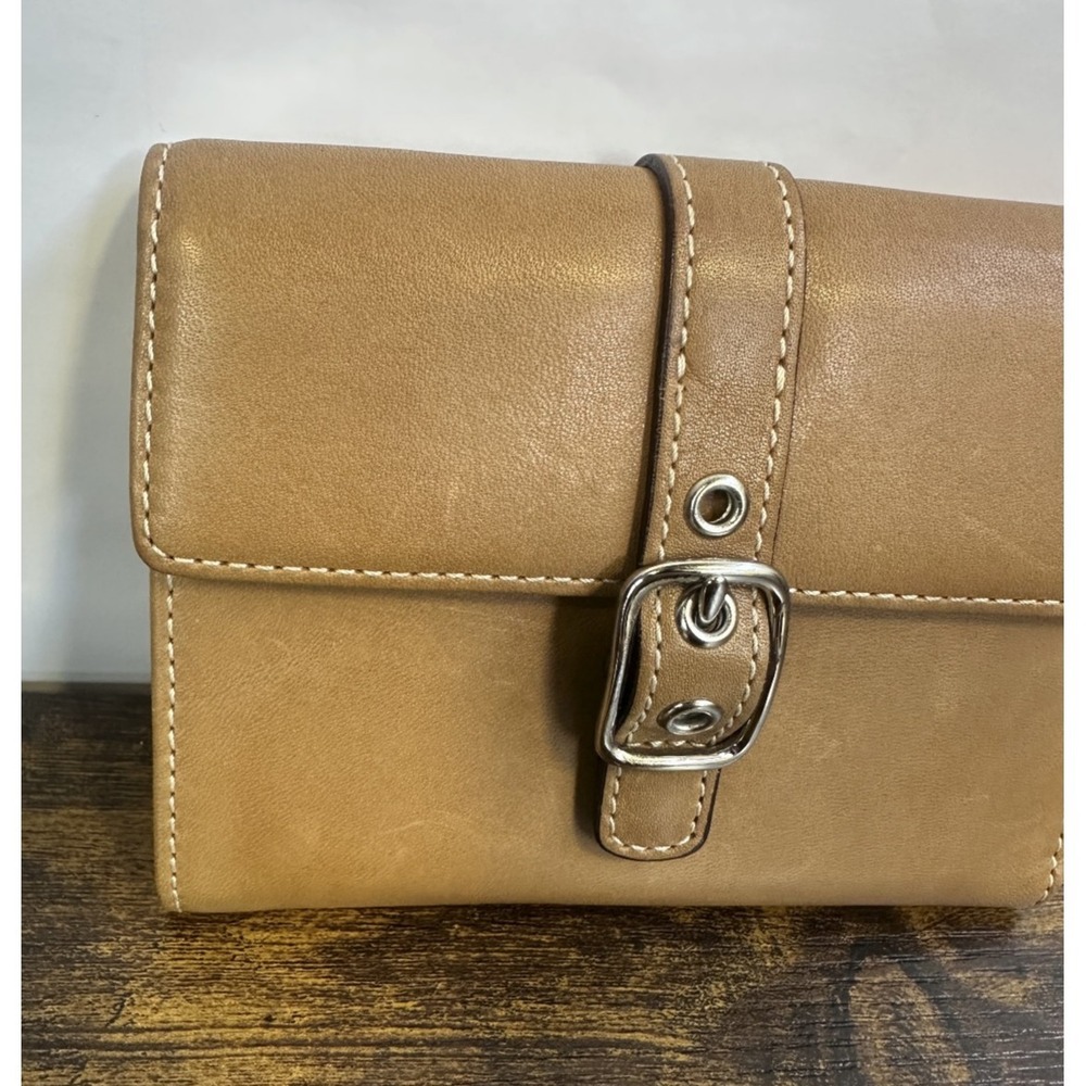 Coach Soho Buckle Trifold Wallet Saddle Brown Leather Deep Red Inner Vintage Y2K - Picture 6 of 16